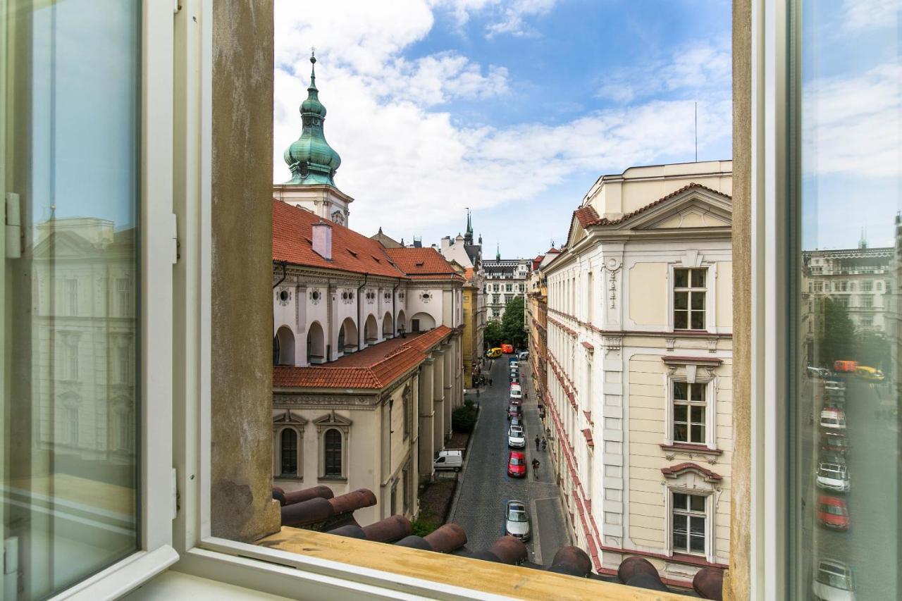 Salvator Church Great Apartments Praga Esterno foto